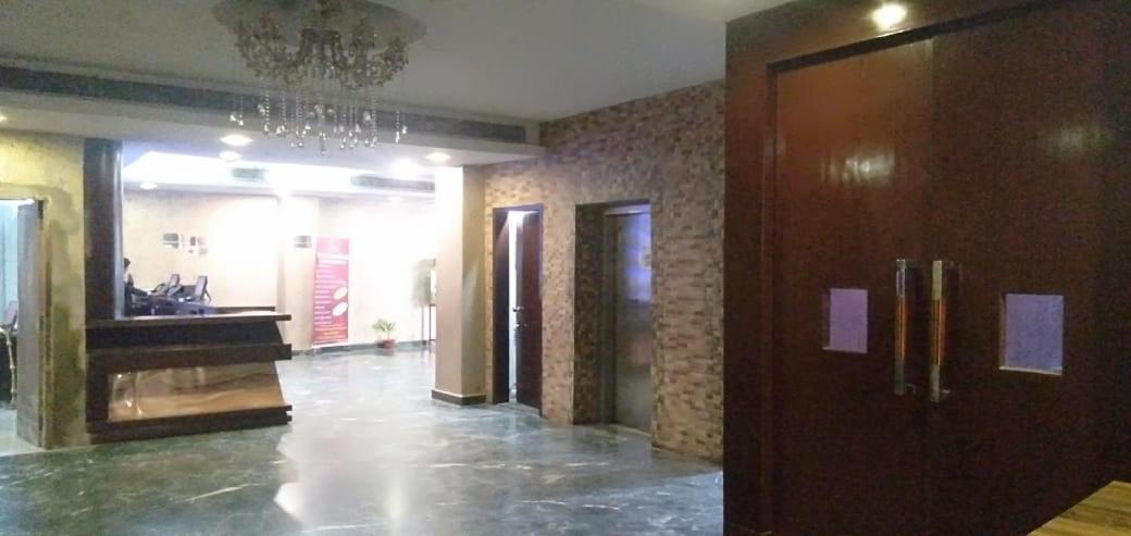 Hotel Patliputra Nirvana Патна Екстериор снимка